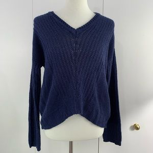 Pink Rose M blue V Neck knit sweater